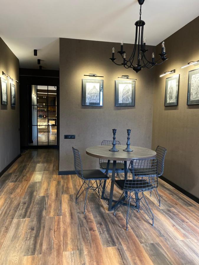 New Apartment With Terrace ティビリシ エクステリア 写真